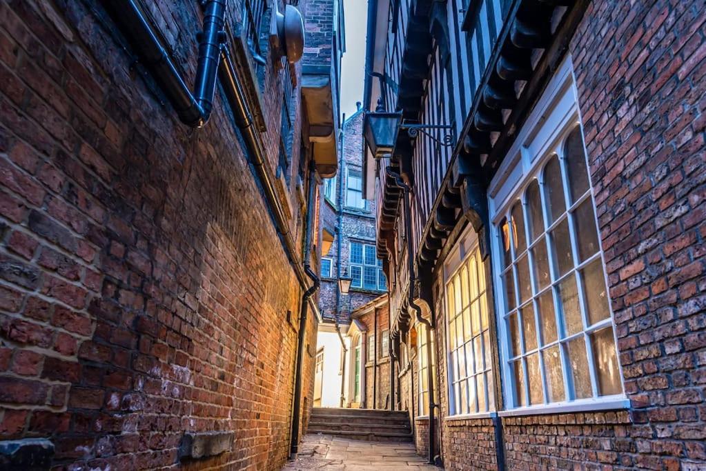 Luxury Apartment Opposite The Shambles 요크 외부 사진